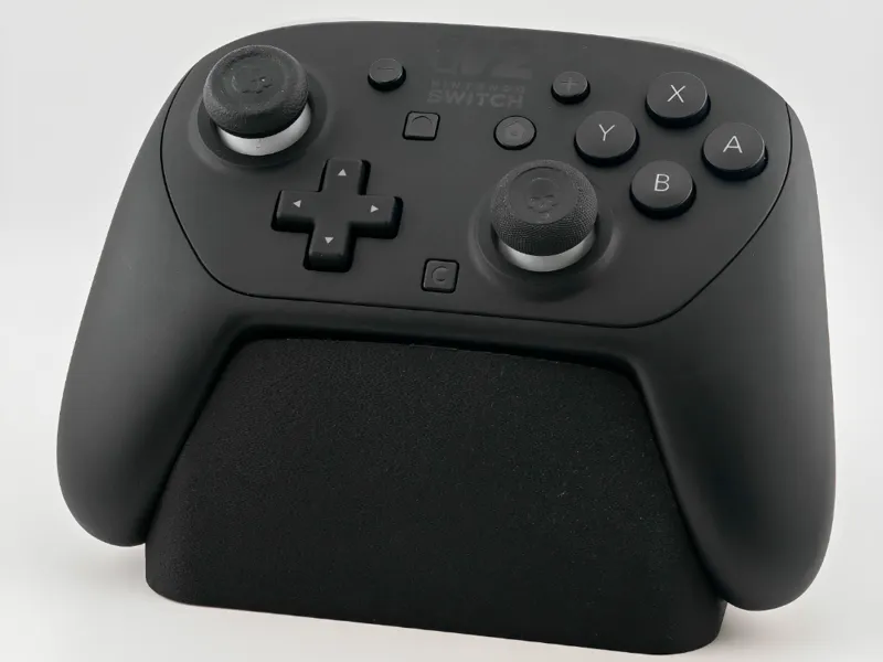 New Minimalistic Stand for Switch Pro Controller 2