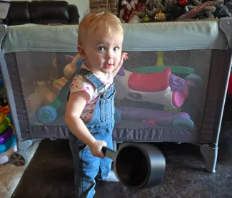 Toddler-sized "stove" pot