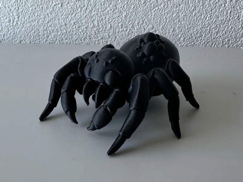 Chibi Titan Spinner inspired by Resident Evil