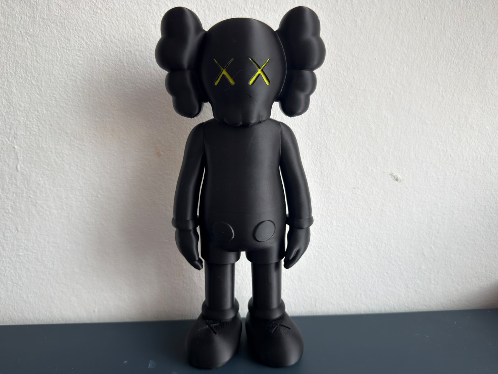 Miniatura 1 do modelo 3D KAWS-Figure 