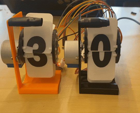 Simple Split Flap Display
