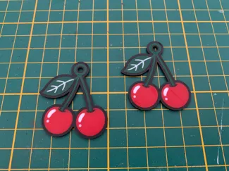 Cherry Earrings / Boucles d’oreilles cerises