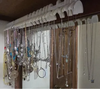 Necklace Hanger