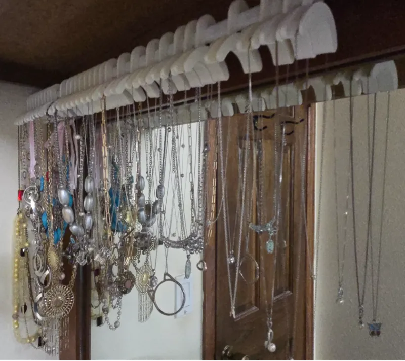 Necklace Hanger