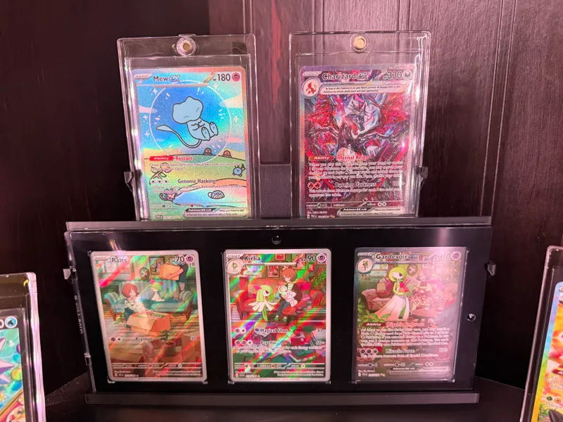 Two-tier Stand for Multi Card Magnetic Cases