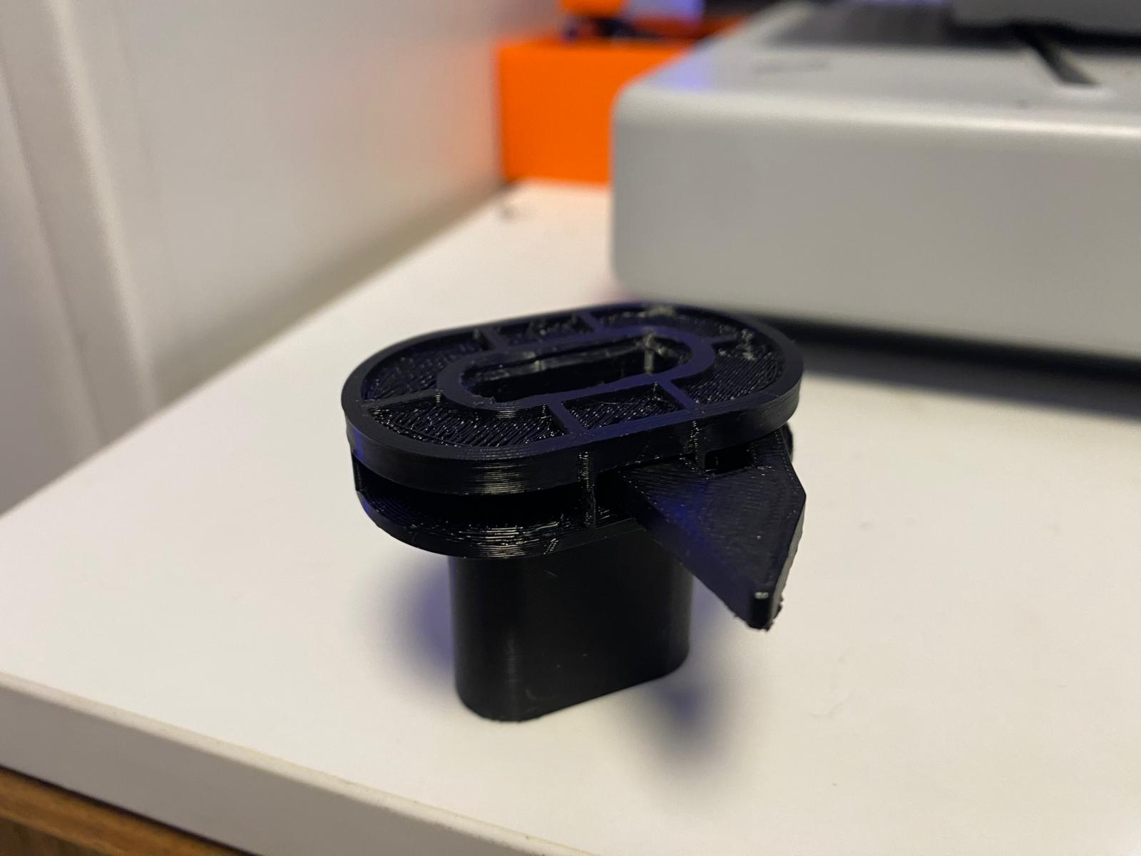 Anclaje parte inferior asientos tras  T celica