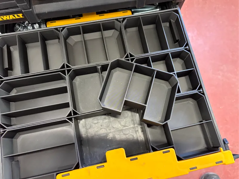 DeWalt TSTAK Shallow Drawer Front Centre Tubs