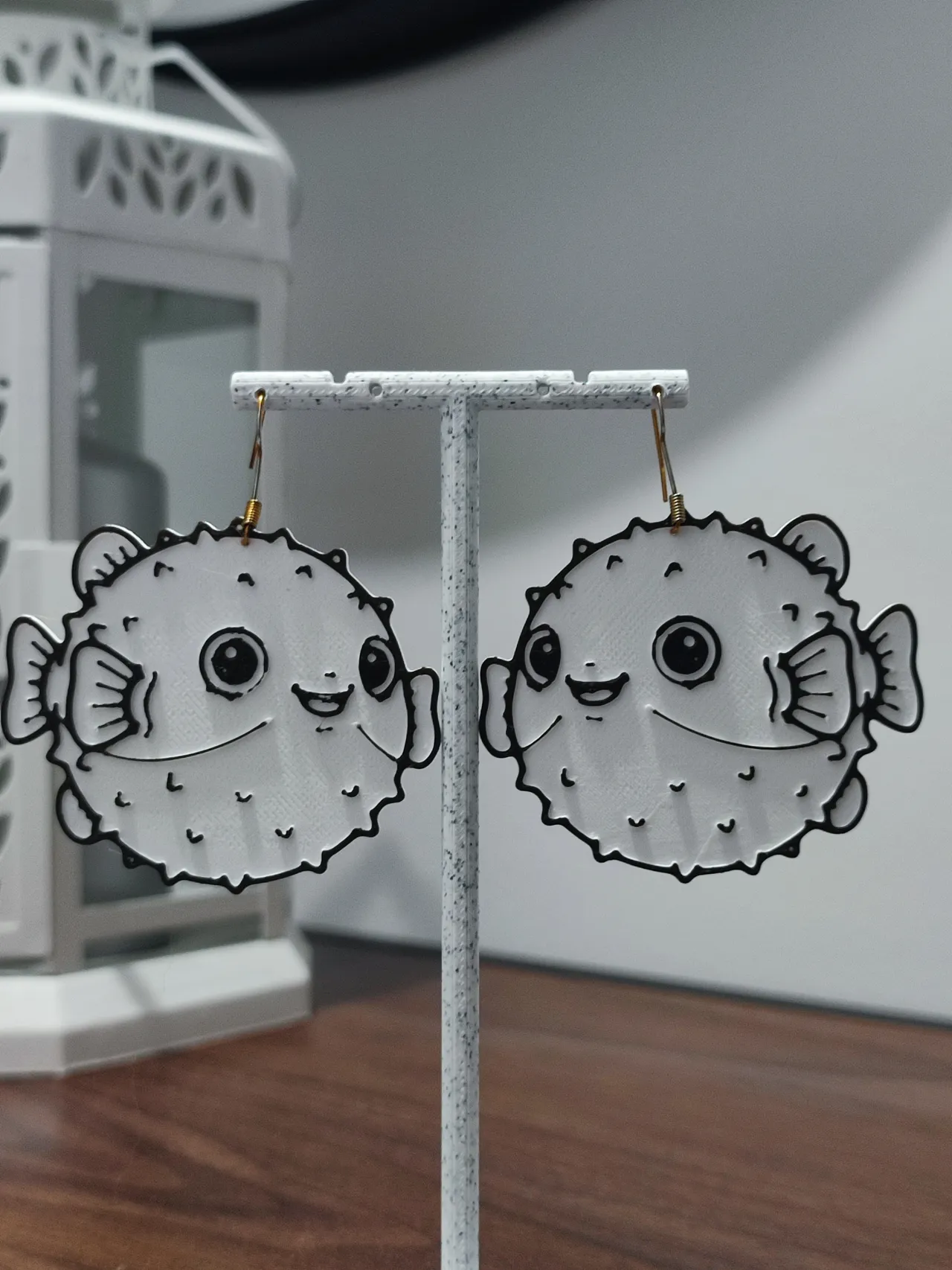 Aretes Globo-Gubbins view 3