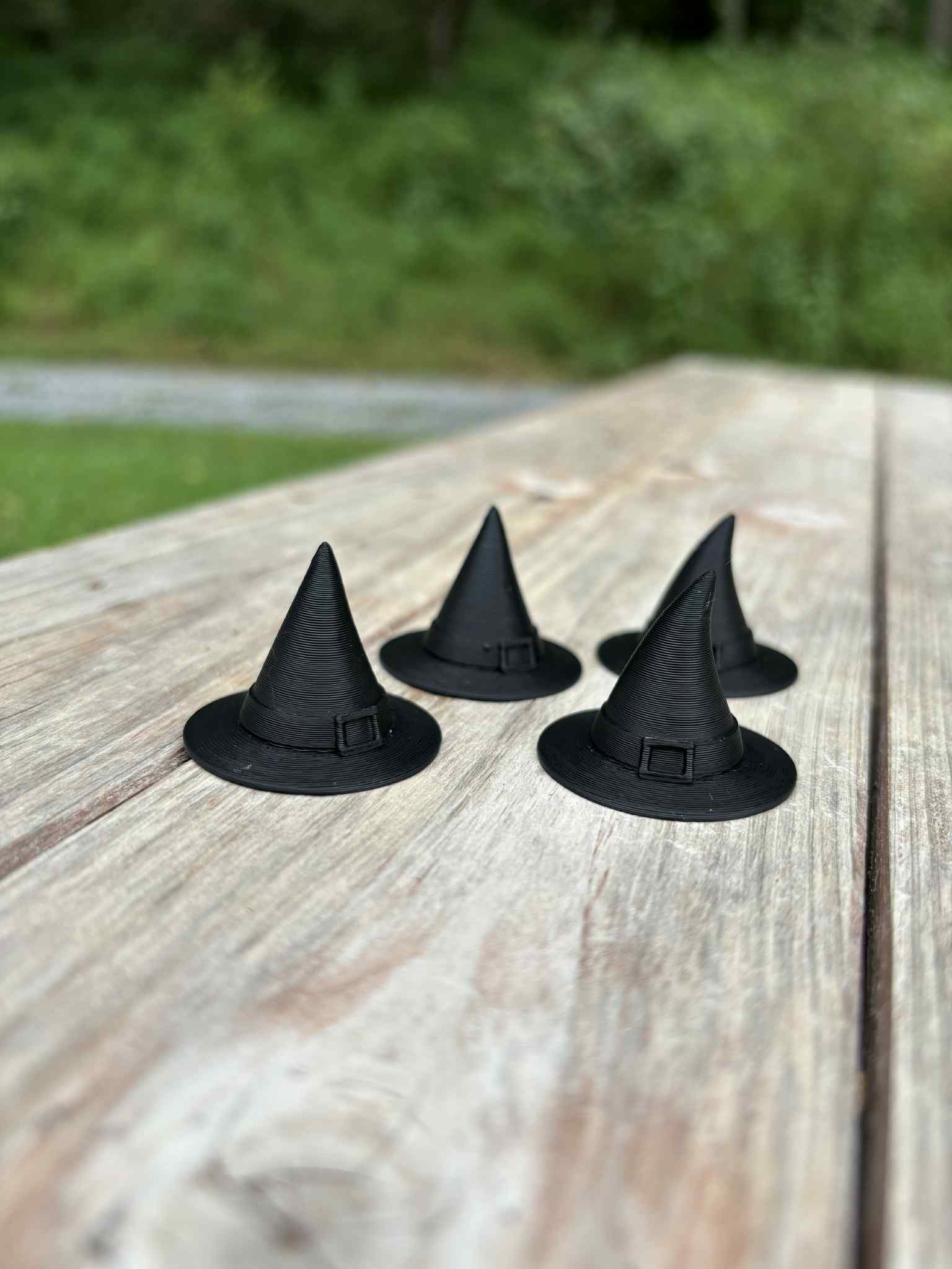 Miniatura 2 do modelo 3D Mini Witch Hat
