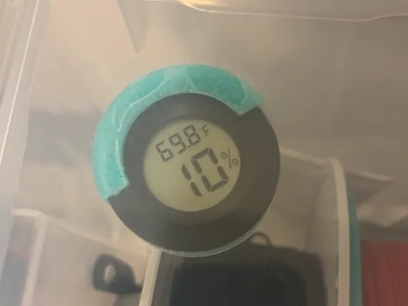 Hygrometer Holder for dry box