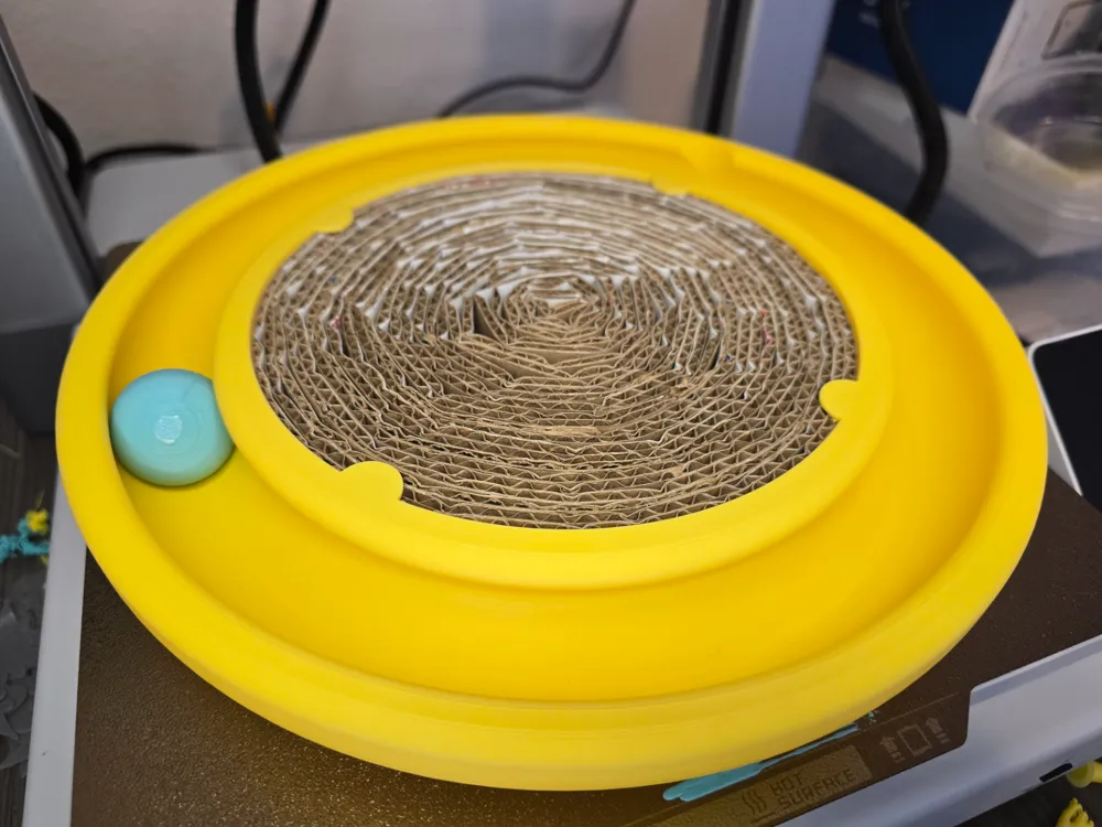 Spin ‘n Scratch Cat Toy by MartyMaker MakerWorld