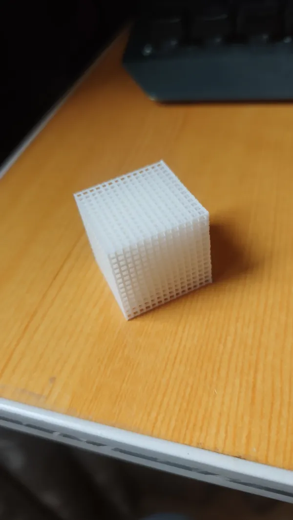 https://makerworld.bblmw.com/makerworld/model/US682996cd03f99/design/2024-04-18_501f312757bdb.jpg