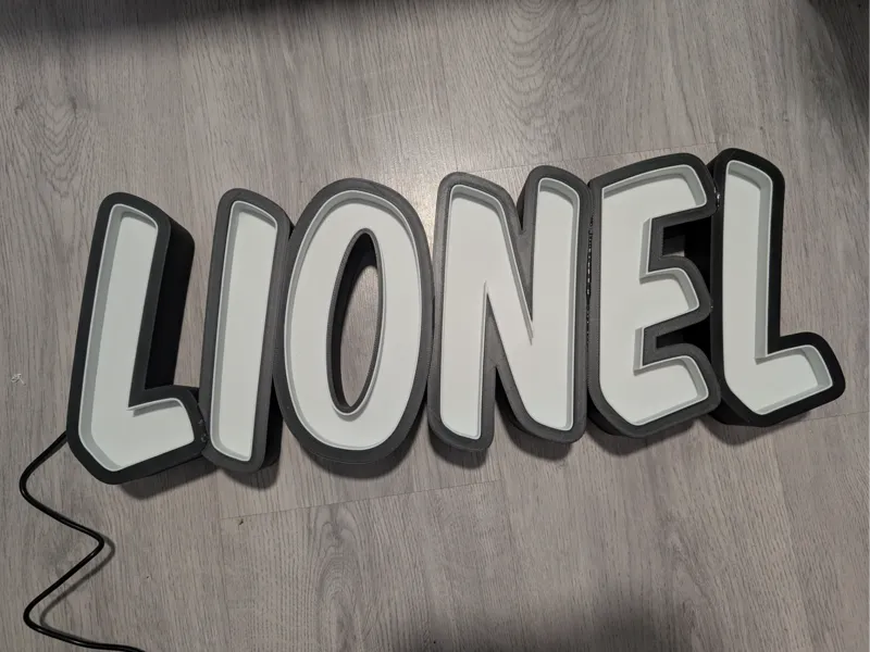 Namenslampe Lightbox Lionel Letters
