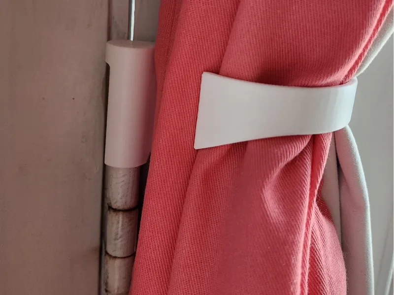 Hinge-Mounted Curtain Hook