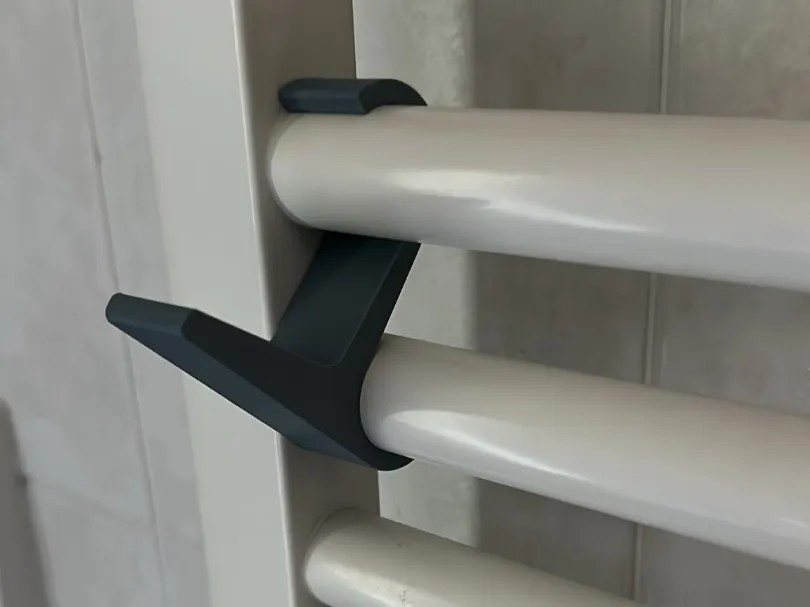 Modelo para impresión 3D: Gancio per termosifone a tubi.. Referencia del modelo original.