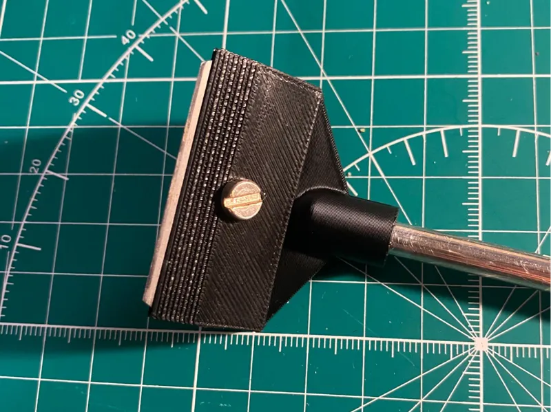Aquarium scraper