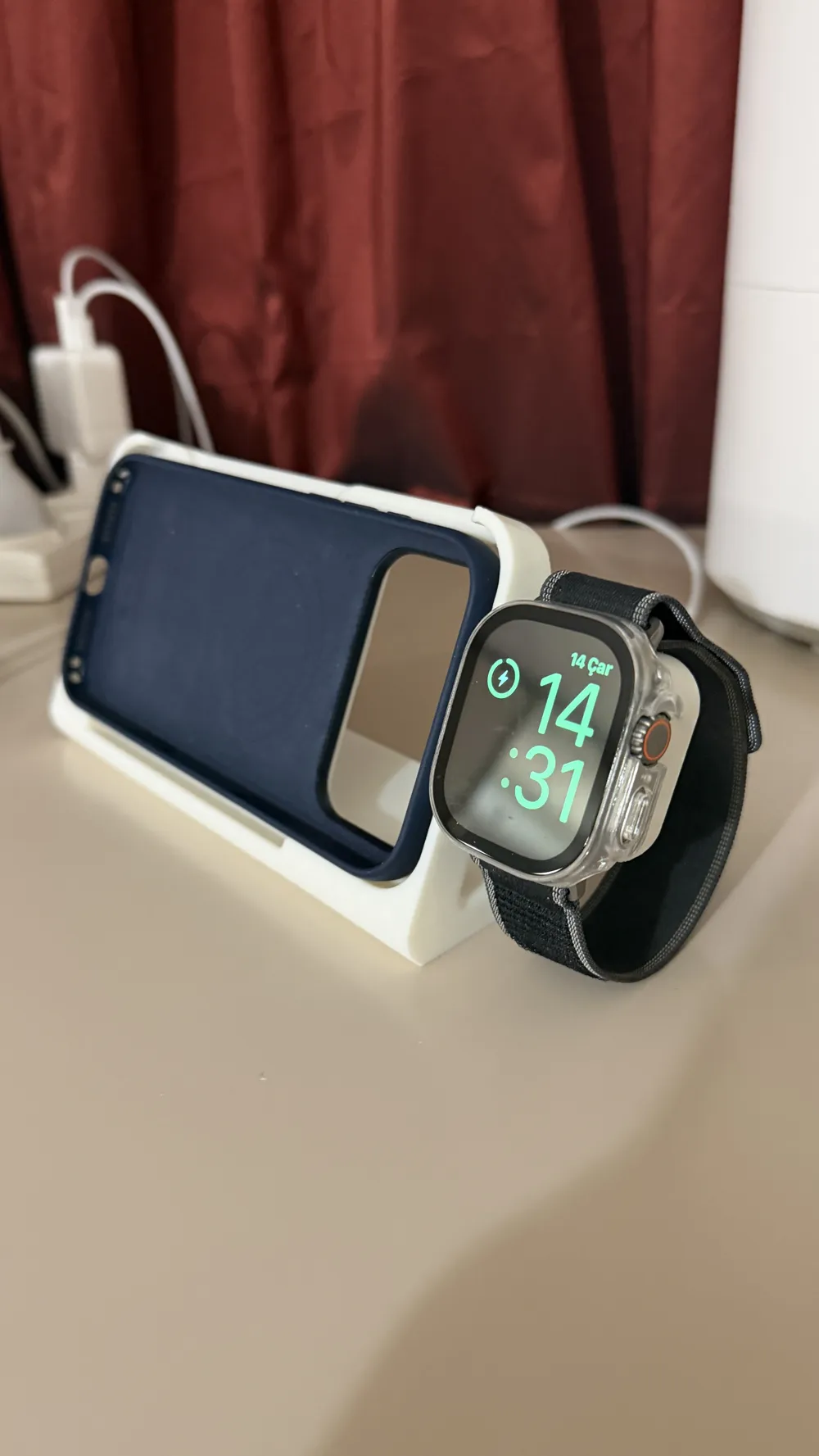 iphone 15 16 17 promax and apple watch dock - Free 3D Print Model ...