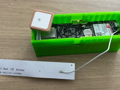 LilyGo T-SIM A7670G S3