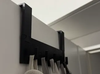 Bathroom door hanger for towels