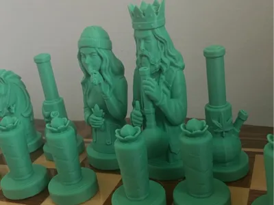 Mate in 420 ( weed-themed chess set)