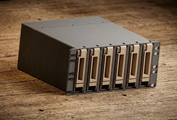 Soporte: 10" Rack 2.5U 6x 3.5" HP Gen8/9 HDD with fans — vista de referencia 2