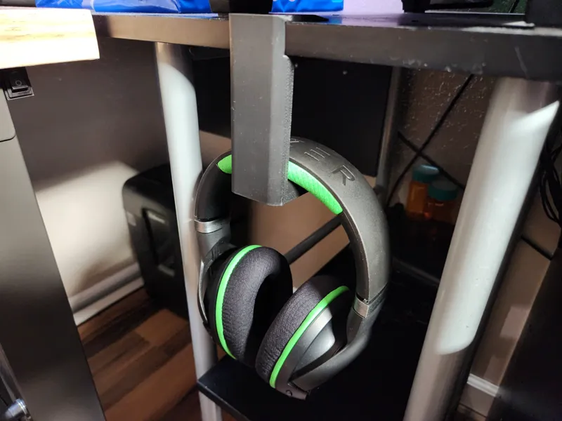 Custom Fit Desk Headphone Hanger