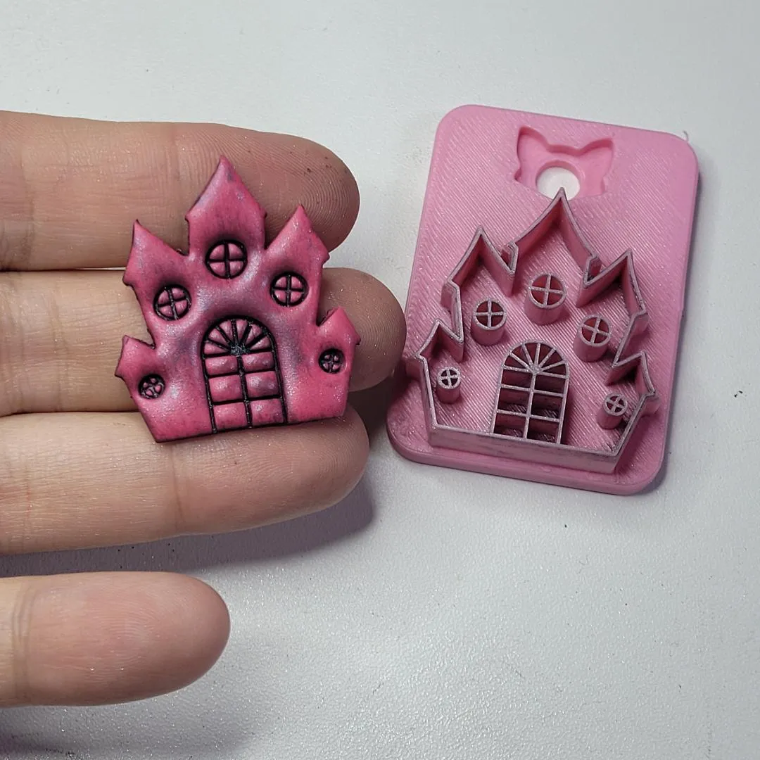 Haunted House Polymer Clay Earring Cutter Set view 4