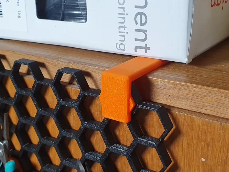 Hanging for Honeycomb Storage Wall