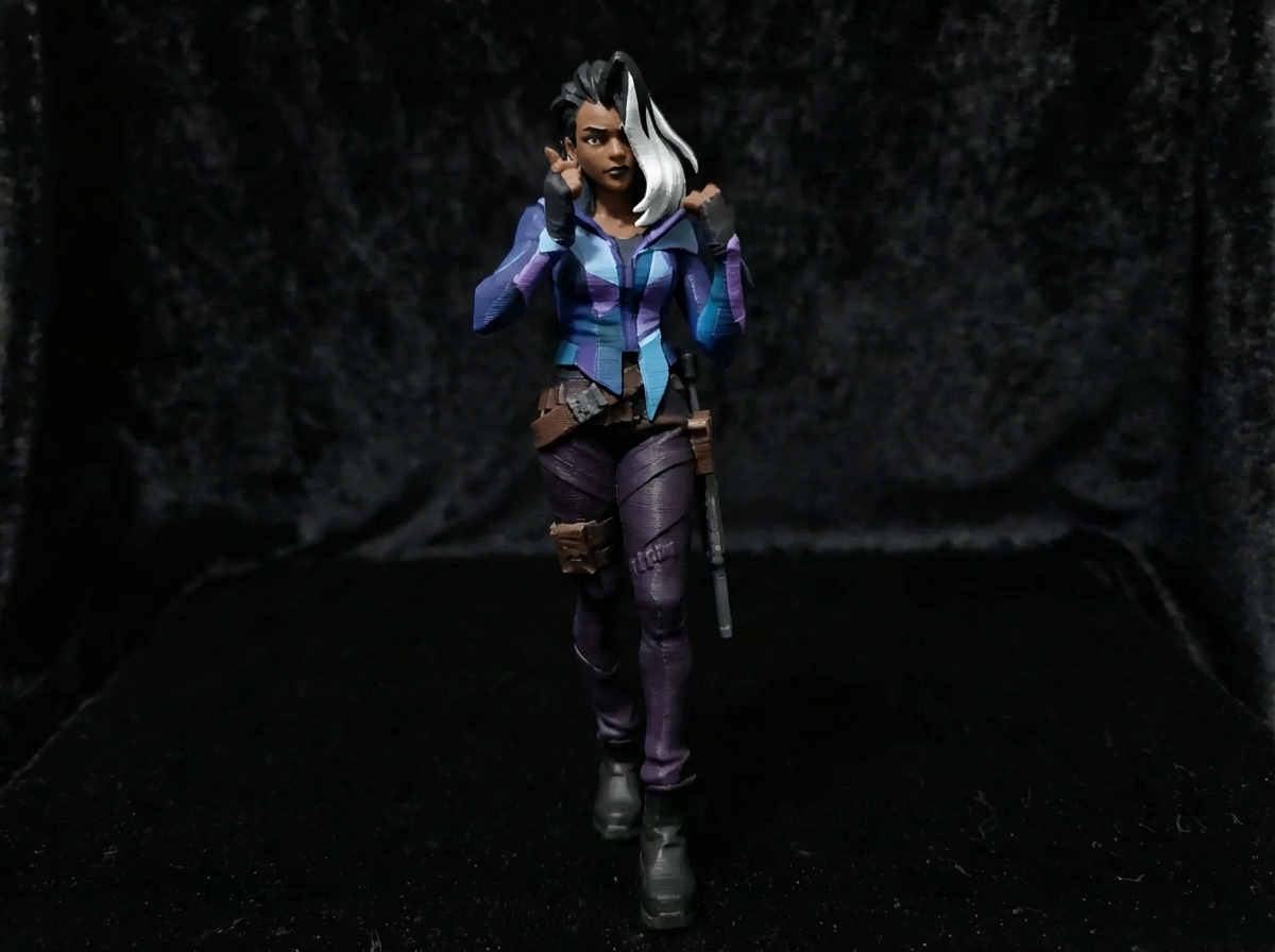 Miniatura 16 do modelo 3D 无畏契约大合集，21个人物都在每个配置对应不同人物