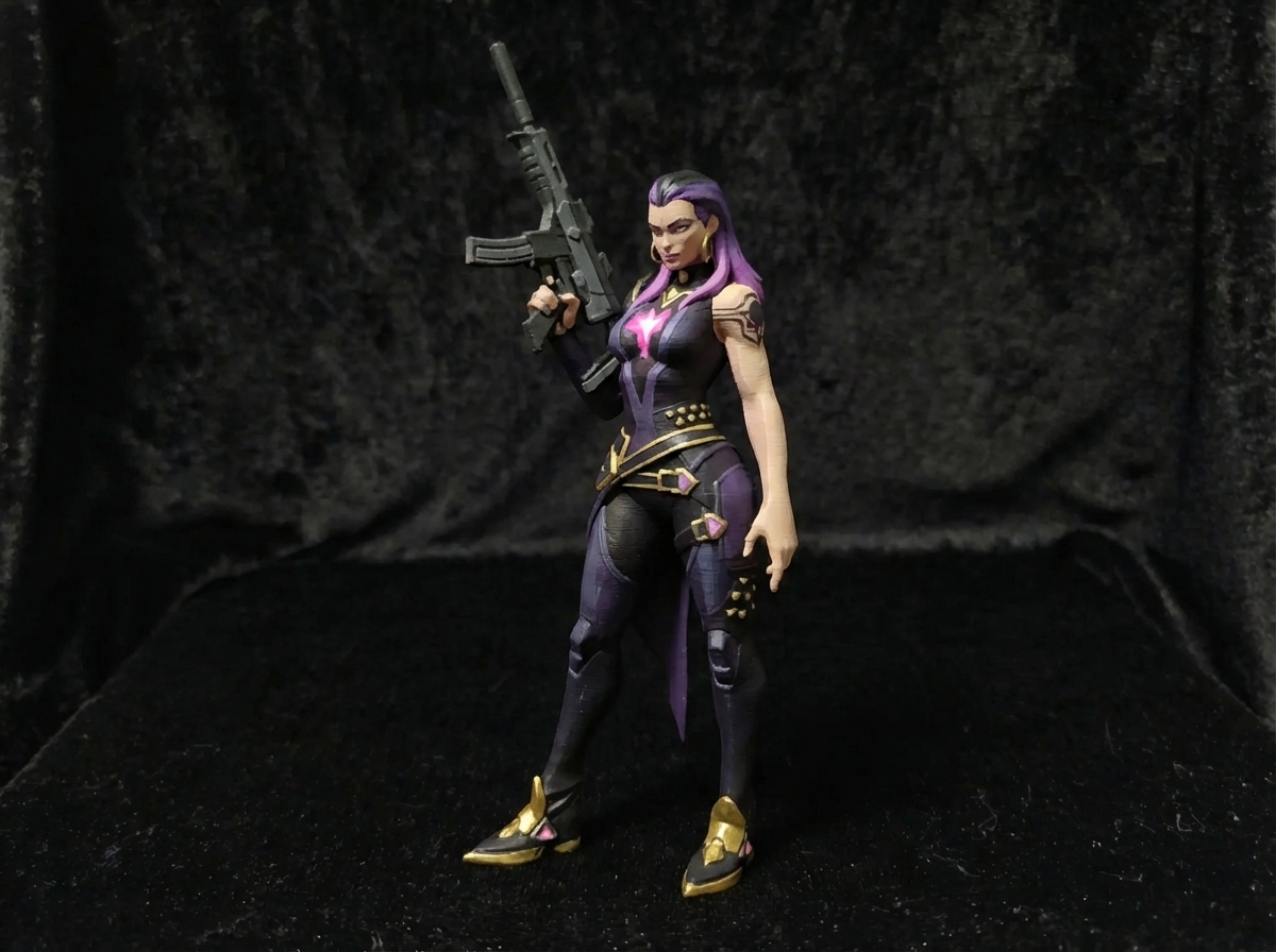 Miniatura 24 do modelo 3D 无畏契约大合集，21个人物都在每个配置对应不同人物