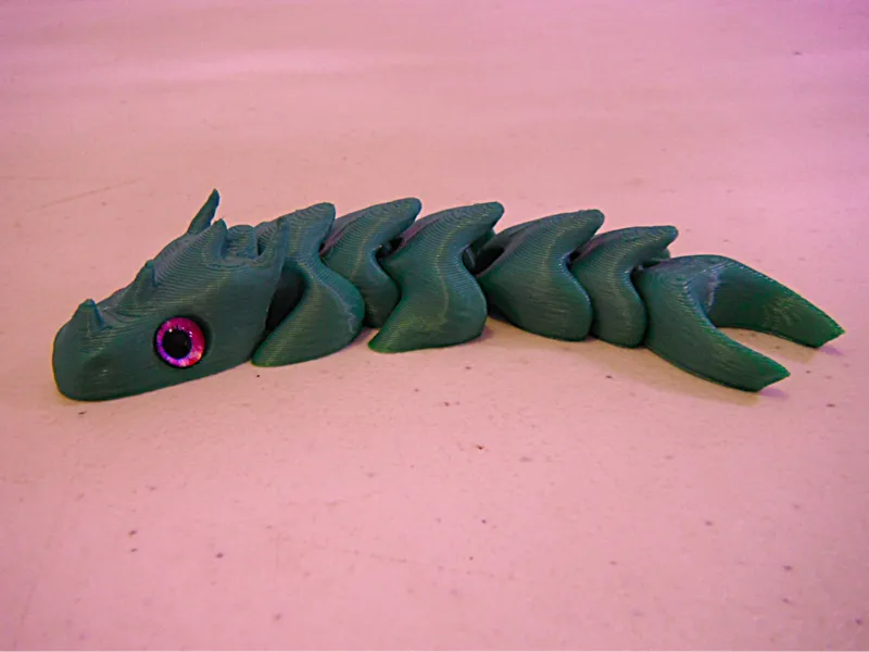 Free To Sell! Smooth Baby Dragon Glass eye Version