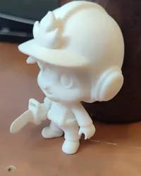 Figurine pompier héros à la tronçonneuse — photo 1