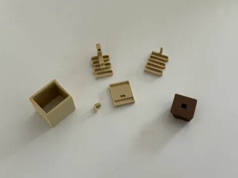 FULLY Printed Clicking Keycap Fidget view 3