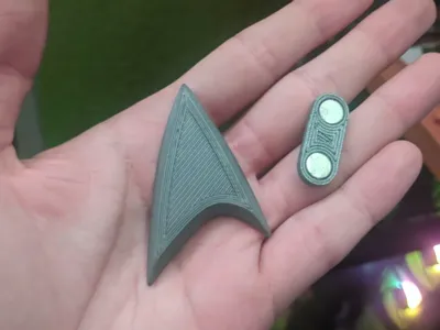 Star Trek Emblem/Badge (held with magnets)