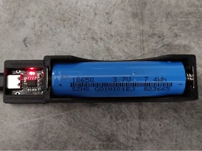 Box with TP4056 module and 18650 battery charging