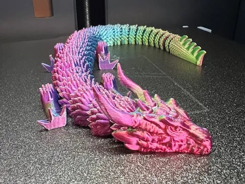 Dragon articulé qui tient debout