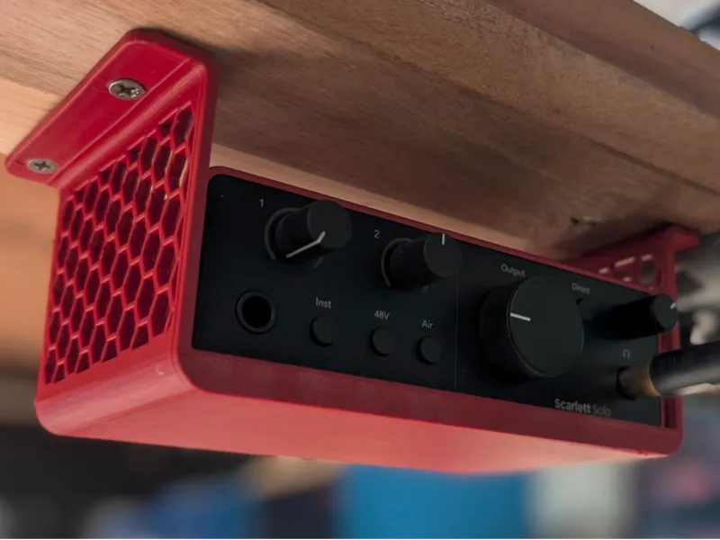 Focusrite Scarlett Solo 4th Gen Under-desk Mount