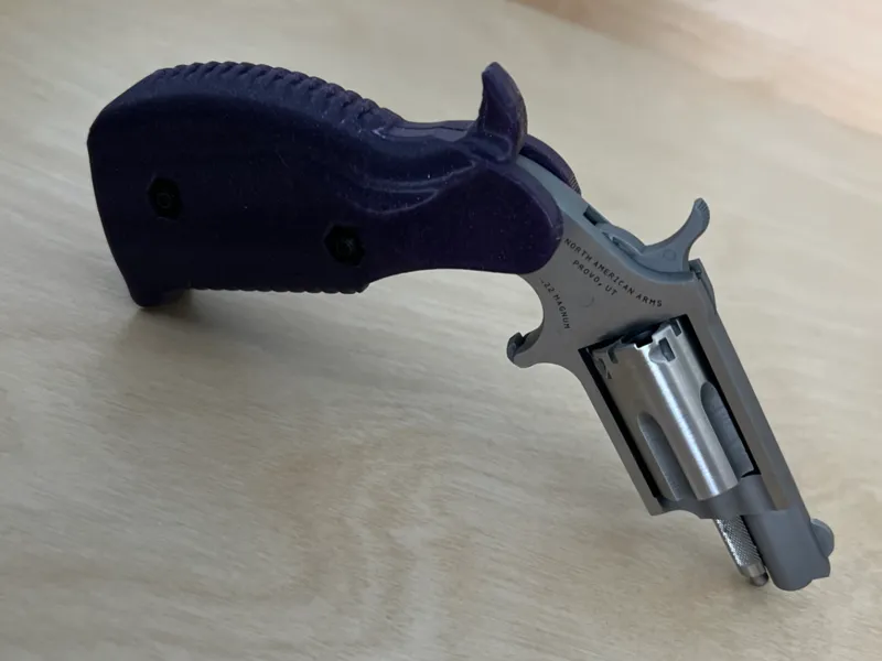 Naa22ms Mini Revolver Comfortable Ar15 Style Grip!