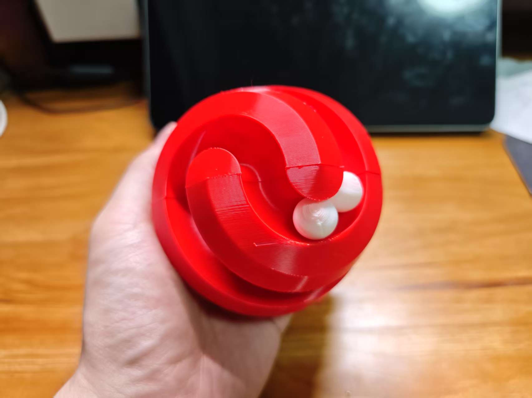 Miniatura 1 do modelo 3D 滚珠轨道魔方 莫比乌斯球