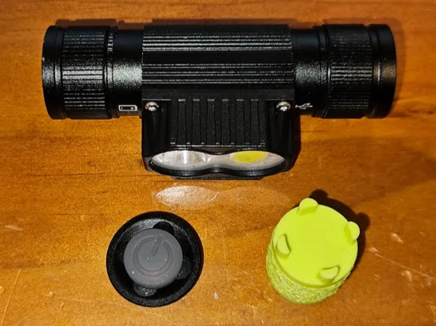 Tool to remove 4 lobe SOLOLANDOR headlamp end cap