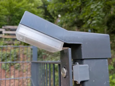 Double-rod mat fence LED post lighting