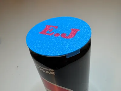 Can lid with name