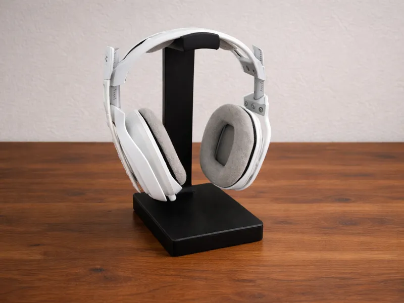 Gaming headphones stand