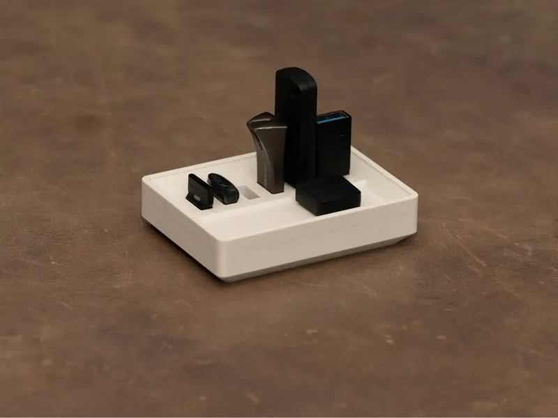 USB-A and USB-C Holder