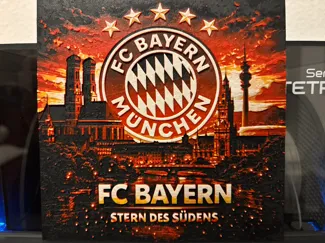 FC Bayern München Skyline v2 Hueforge