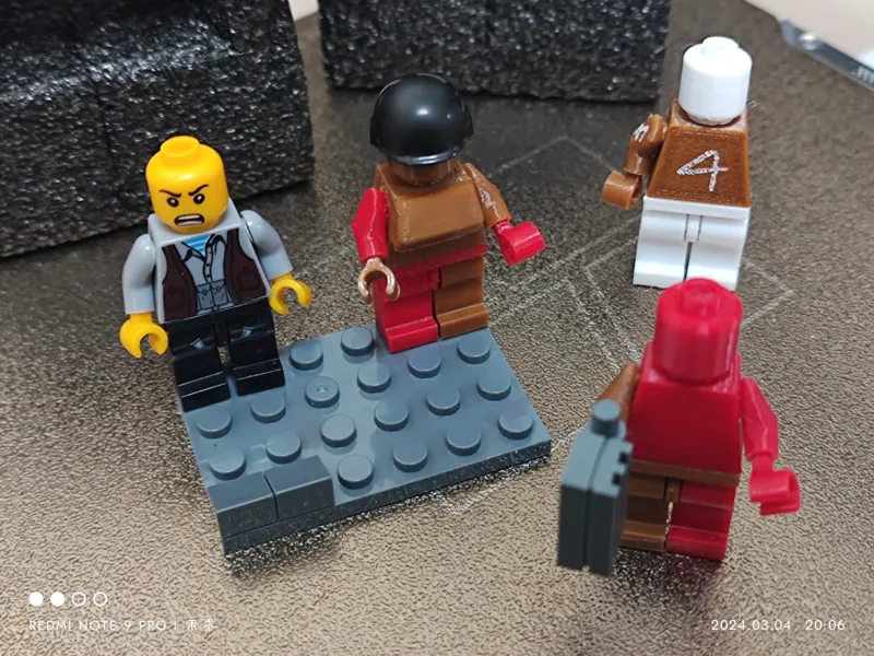 1:1 lego_building_block man