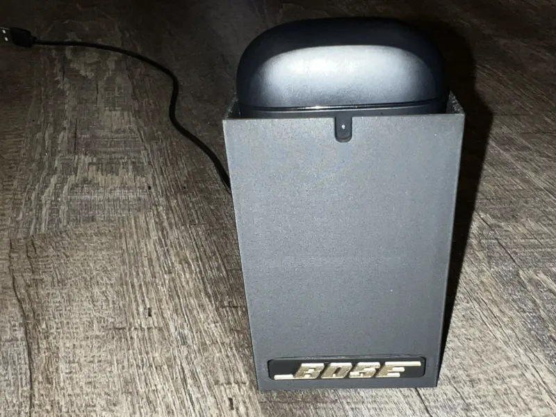BOSE QC Ultra desktop case holder