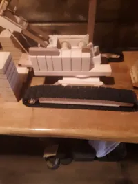 Chenilles pour maquette de grue Heavy Lifter — photo 3