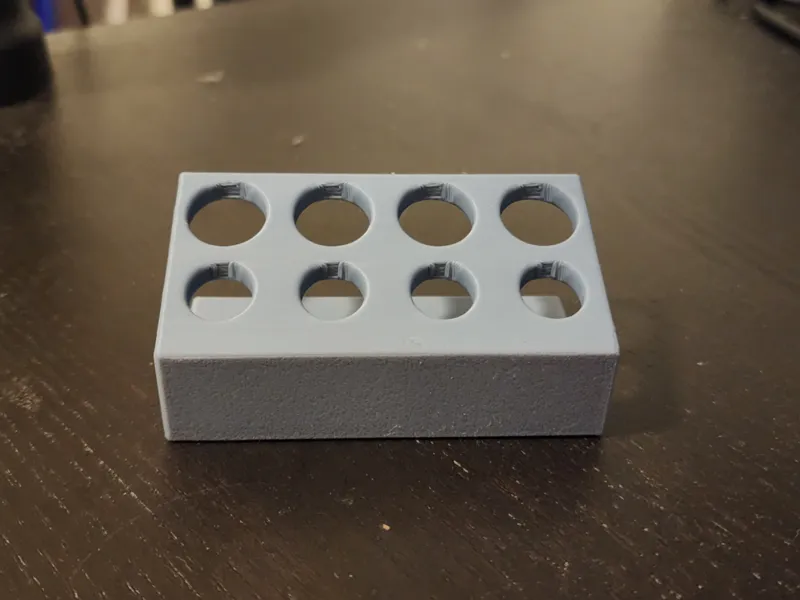 Simple Battery Stand