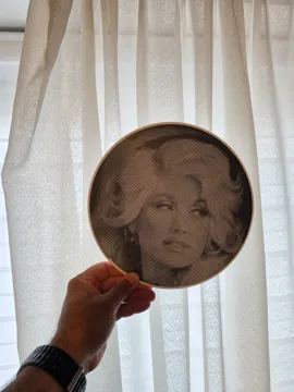 Cuadro decorativo en 3D: Dolly Parton Tribute - Spiral Illusion Wall Art — vista de referencia 3